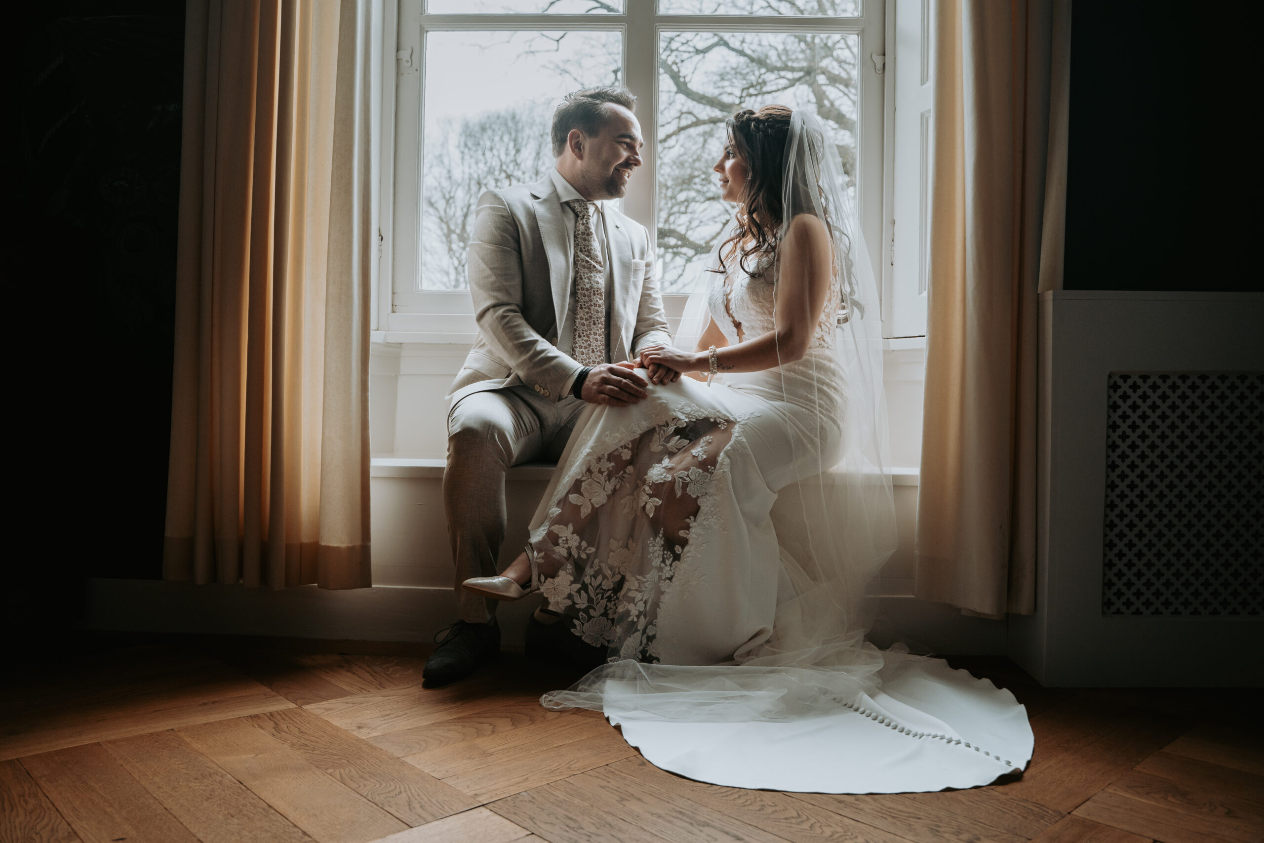 Bruiloft in de Achterhoek door trouwfotograaf Lotte Ruesink