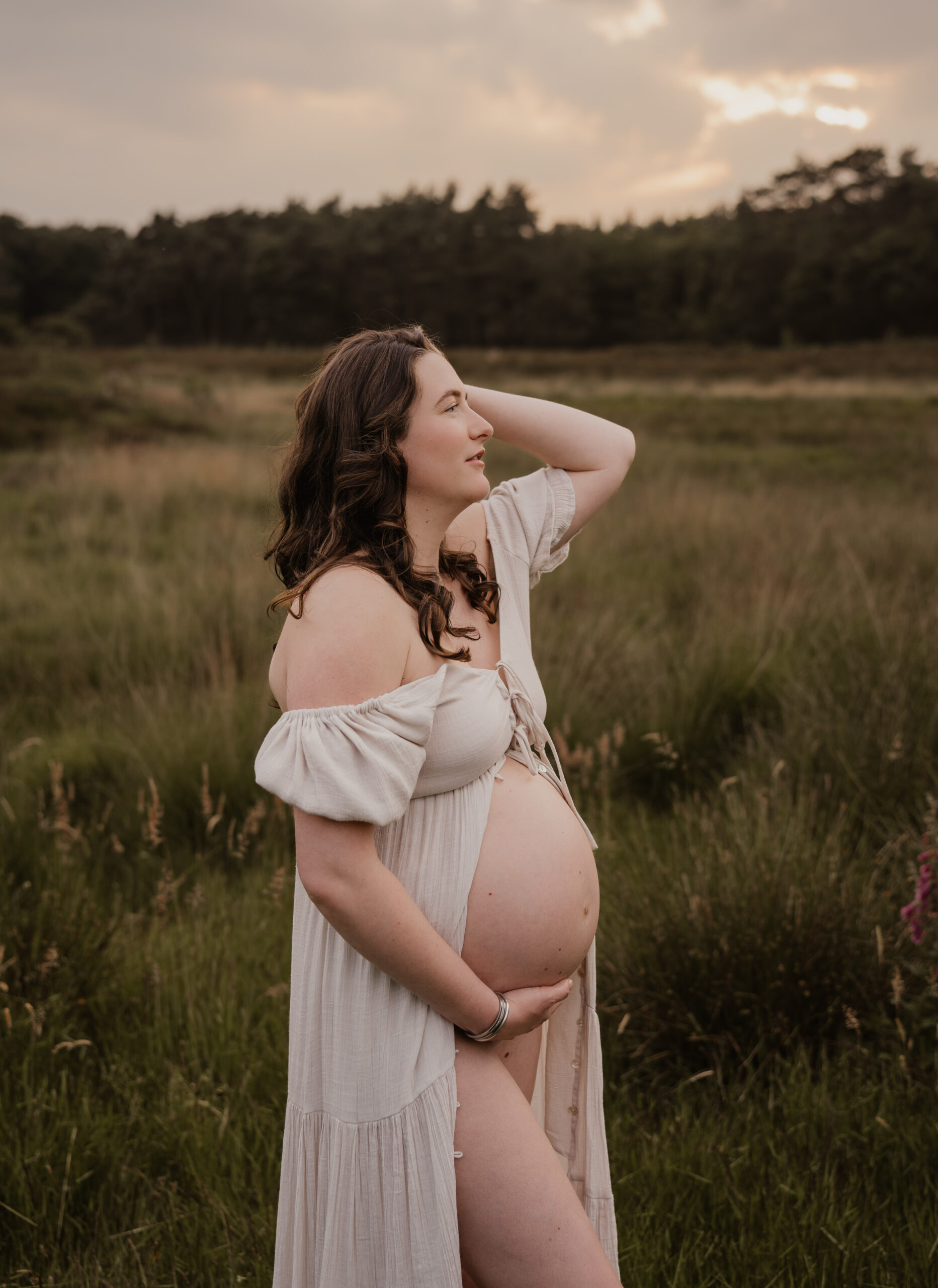 Beeld uit een zwangerschapsshoot in Doetinchem