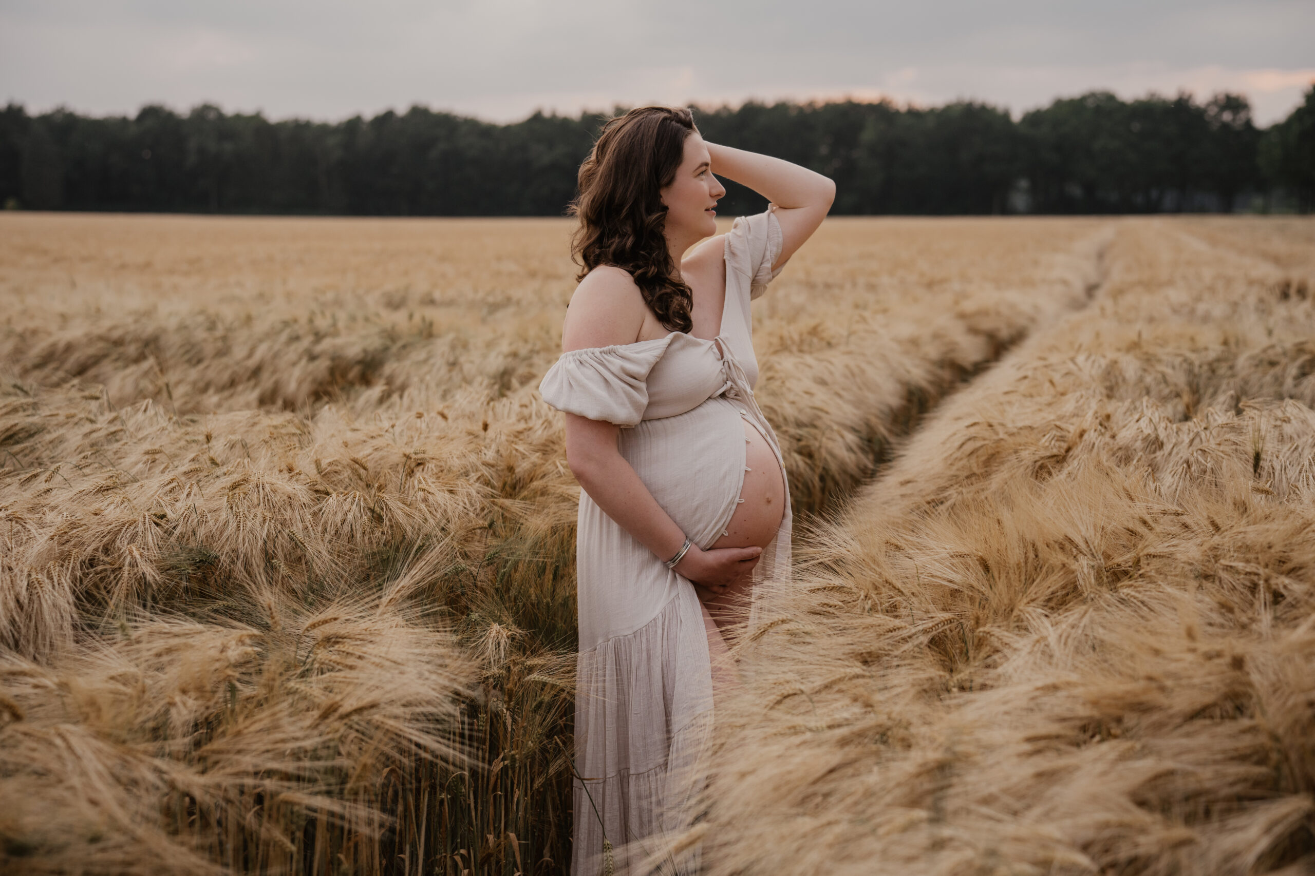 Zwangerschapsshoot in de Achterhoek door Lotte Ruesink Photography